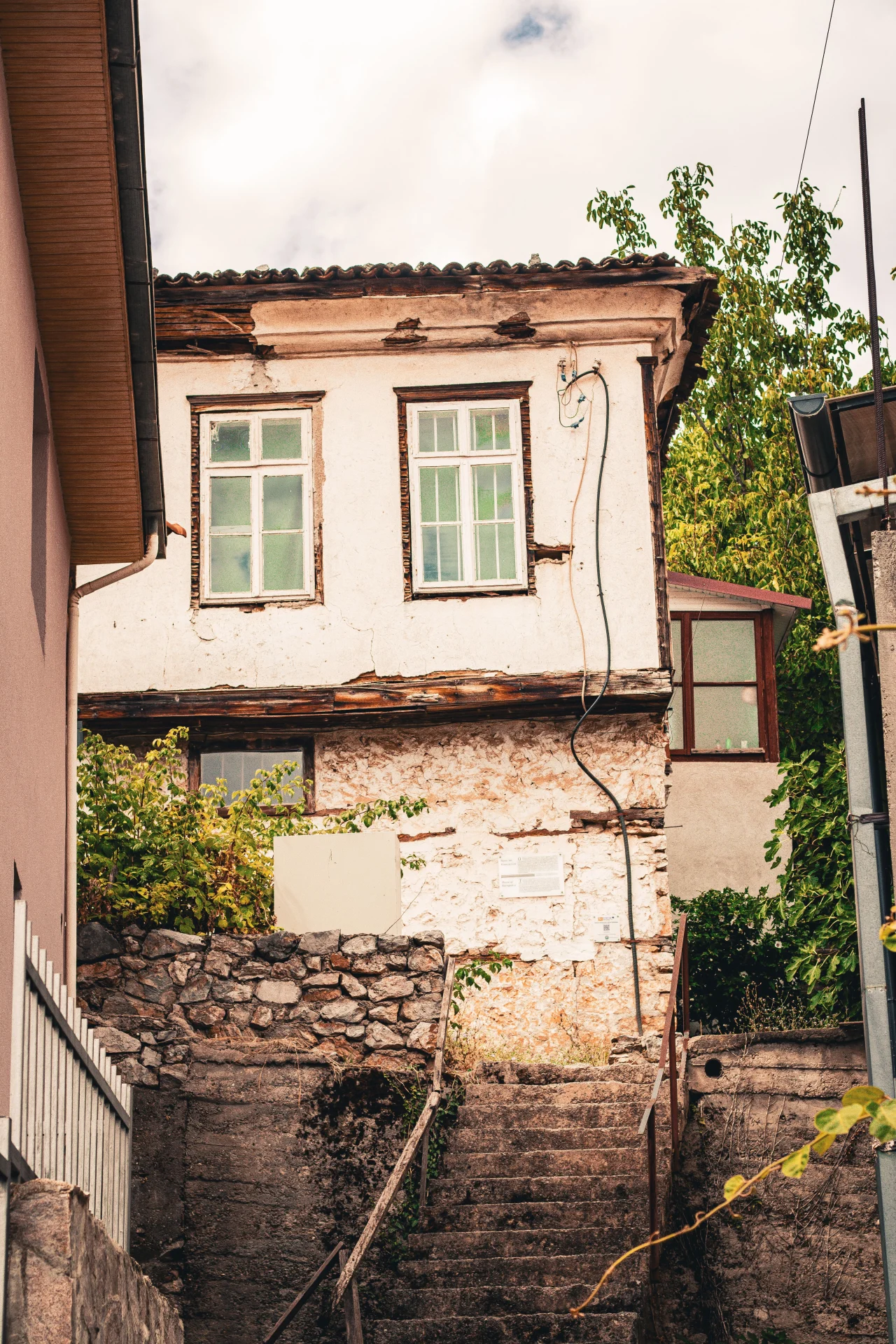 Stone Lanes, White Walls and Ohrid’s Layered Townscape
