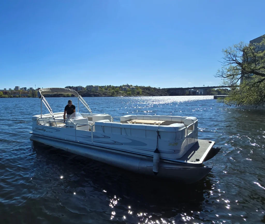 Private Boat Tour in Stockholm offer image from RentBoat Stockholm
